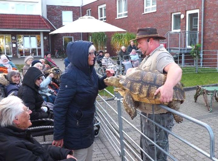 Tierische Erlebnisse im Bismarck Seniorenstift